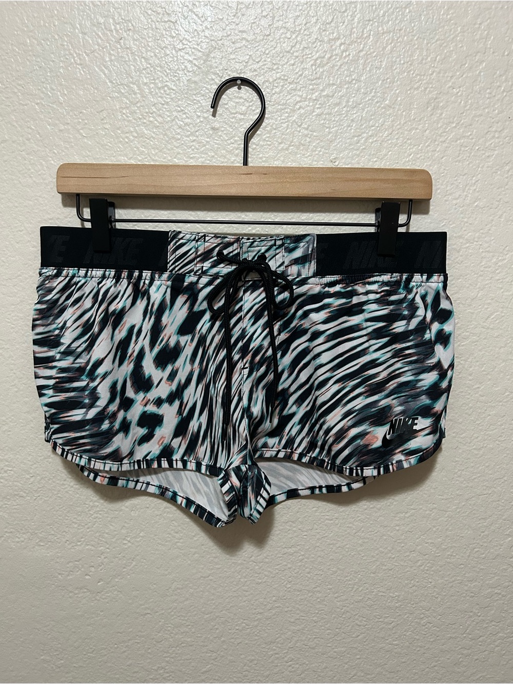 Y2K Nike Red Tag Board Shorts Medium Abstract Surf Beach Skater